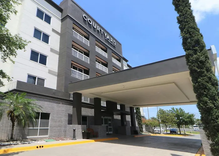 Courtyard Monterrey Airport
