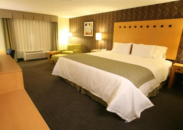 Holiday Inn Express & Suites Monterrey Aeropuerto By Ihg